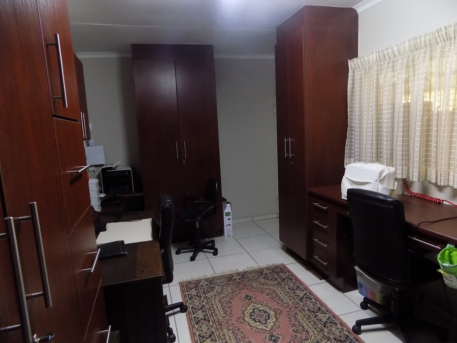 4 Bedroom Property for Sale in Ventersdorp North West